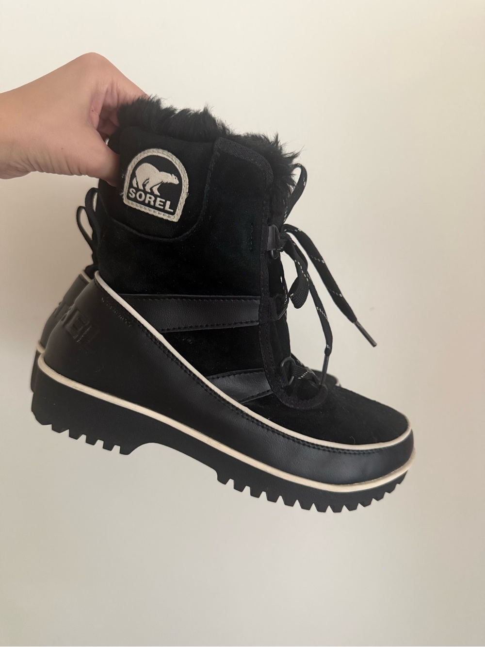 Sorel Women's Black Lace-Up Winter Boot with Shearling Collar